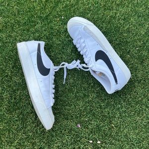 Nike Men's Blazer Low '77 Vintage